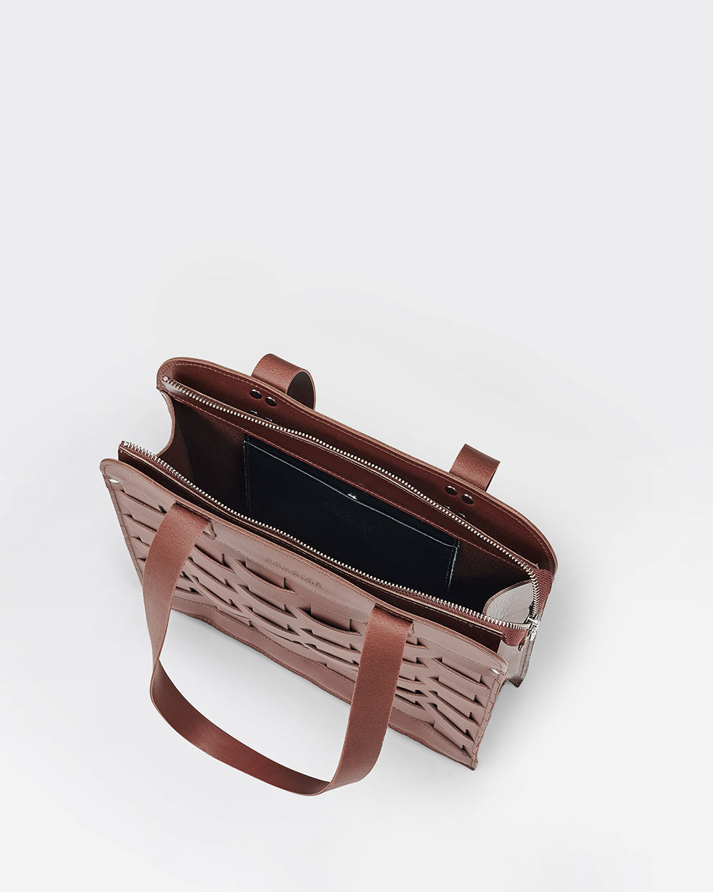 Näver Big Shoulder Bag in Brick leather