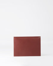 Björk Kuvert / Laptop Sleeve in Burgundy leather