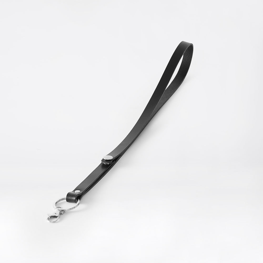 Björk Long Keystrap in Black leather