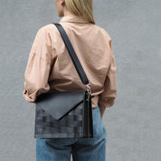 Näver Duo Shoulder Bag in Black leather