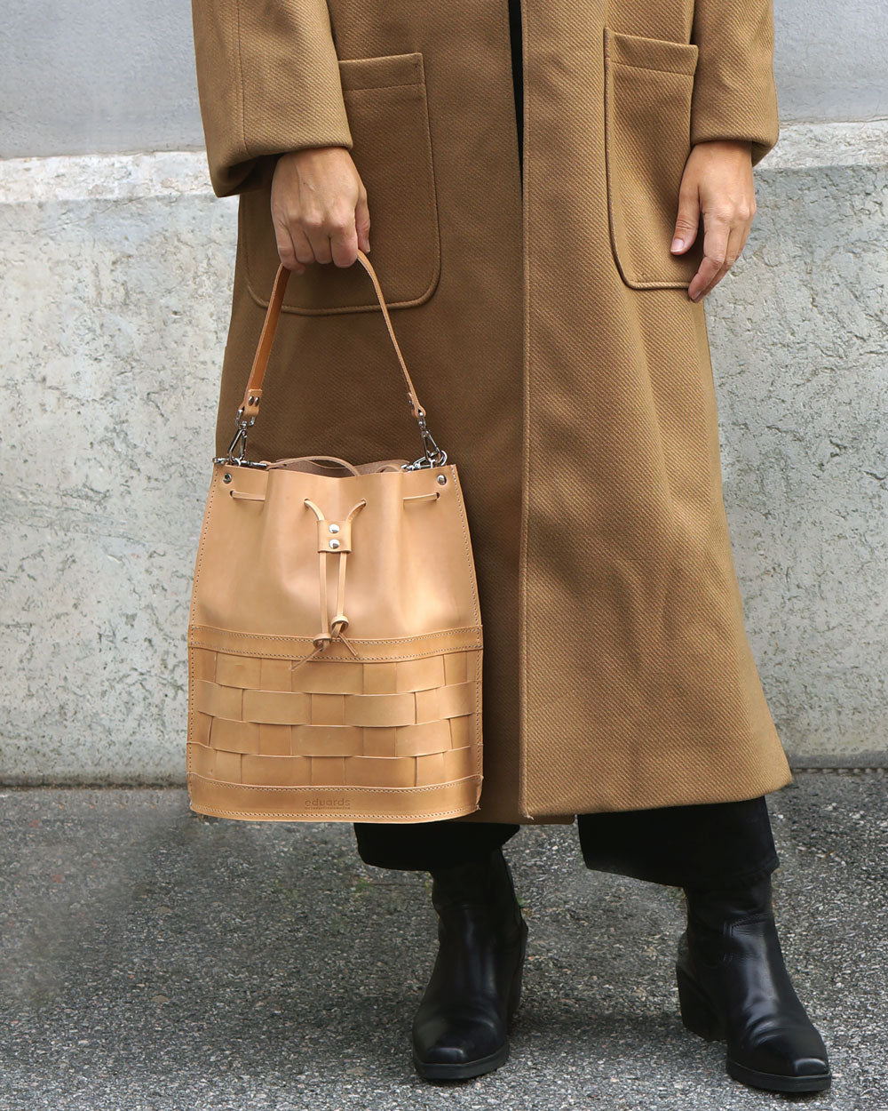 Näver Bucket Bag in Natural leather