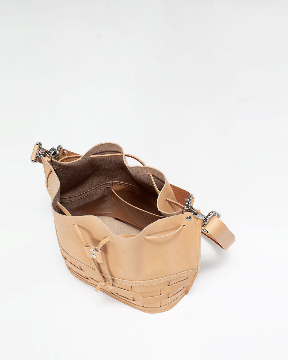 Näver Bucket Bag in Natural leather