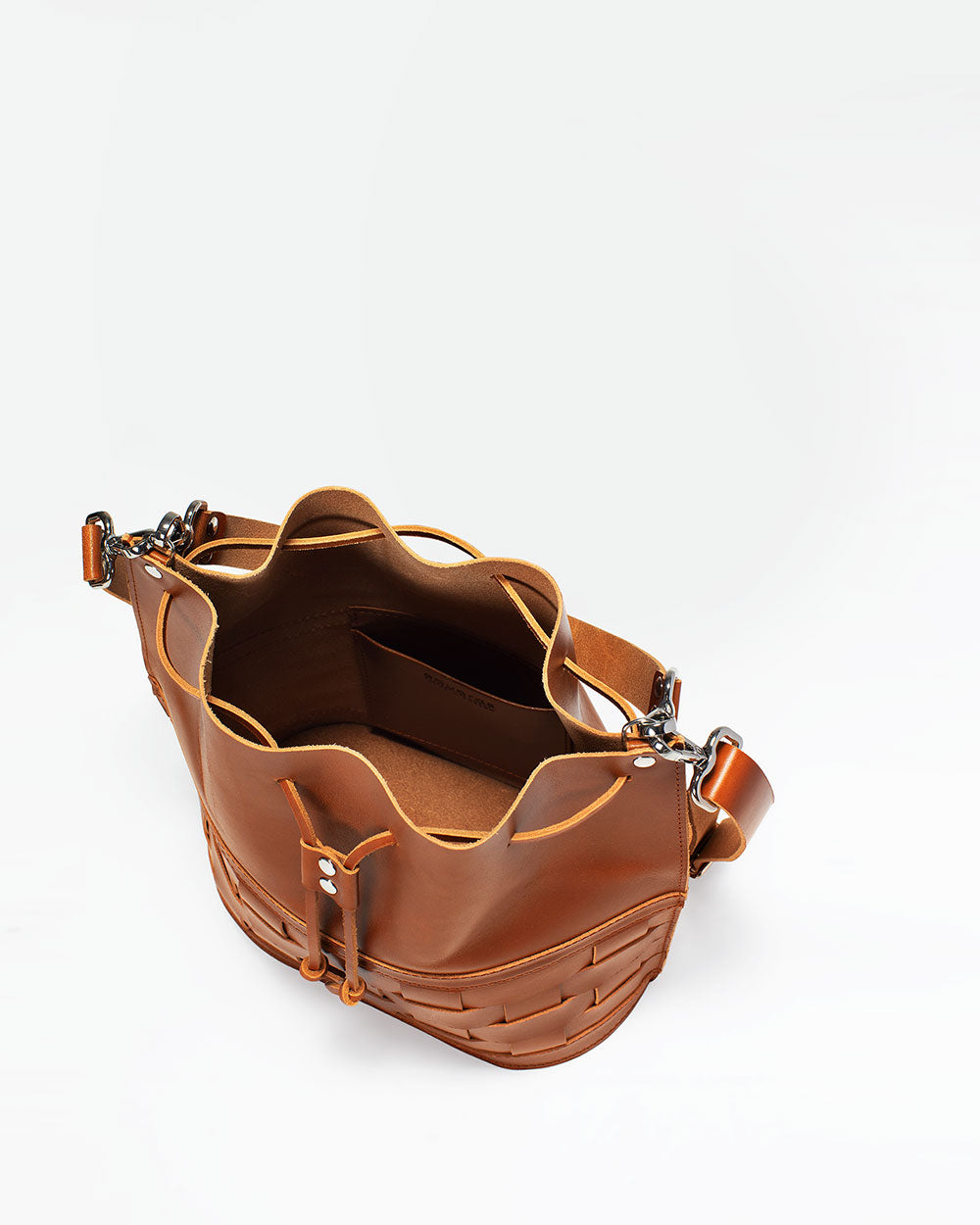 Näver Bucket Bag in Cognac leather