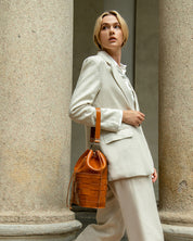 Näver Bucket Bag in Cognac leather