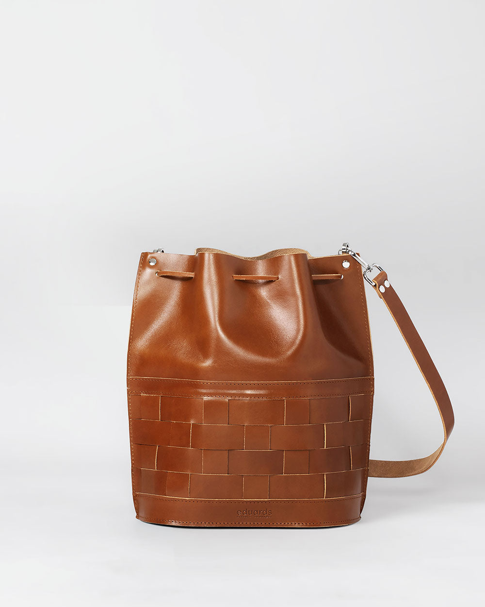 Näver Bucket Bag in Cognac leather