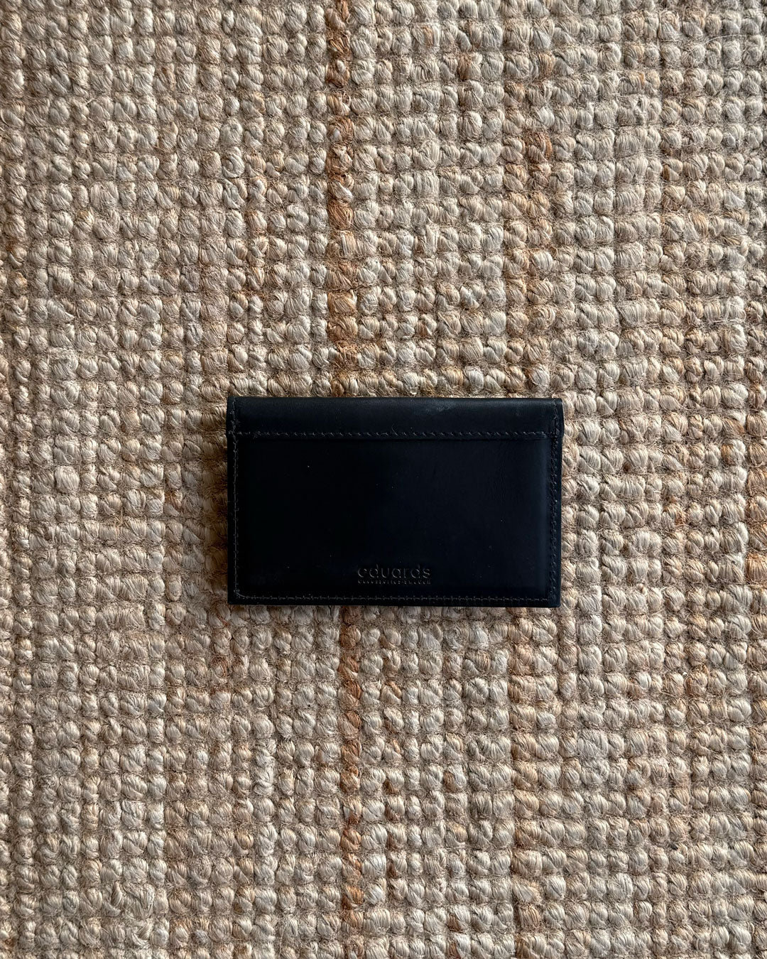 EVERGREENS SkWaBM1 // SKIFFER WALLET IN BLACKMIX LEATHER