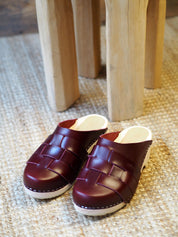 Näver Clog Low i Bordeaux läder