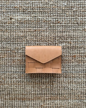EVERGREENS MNA // NÄVER MINI BAG I NATURLÄDER
