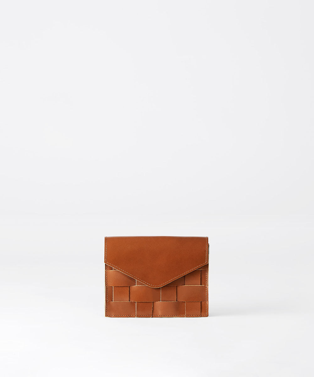 Mini_Shoulder_Bag_Cognac_01_45web_2063503e-8c10-401a-9110-f7124bb2275b.jpg