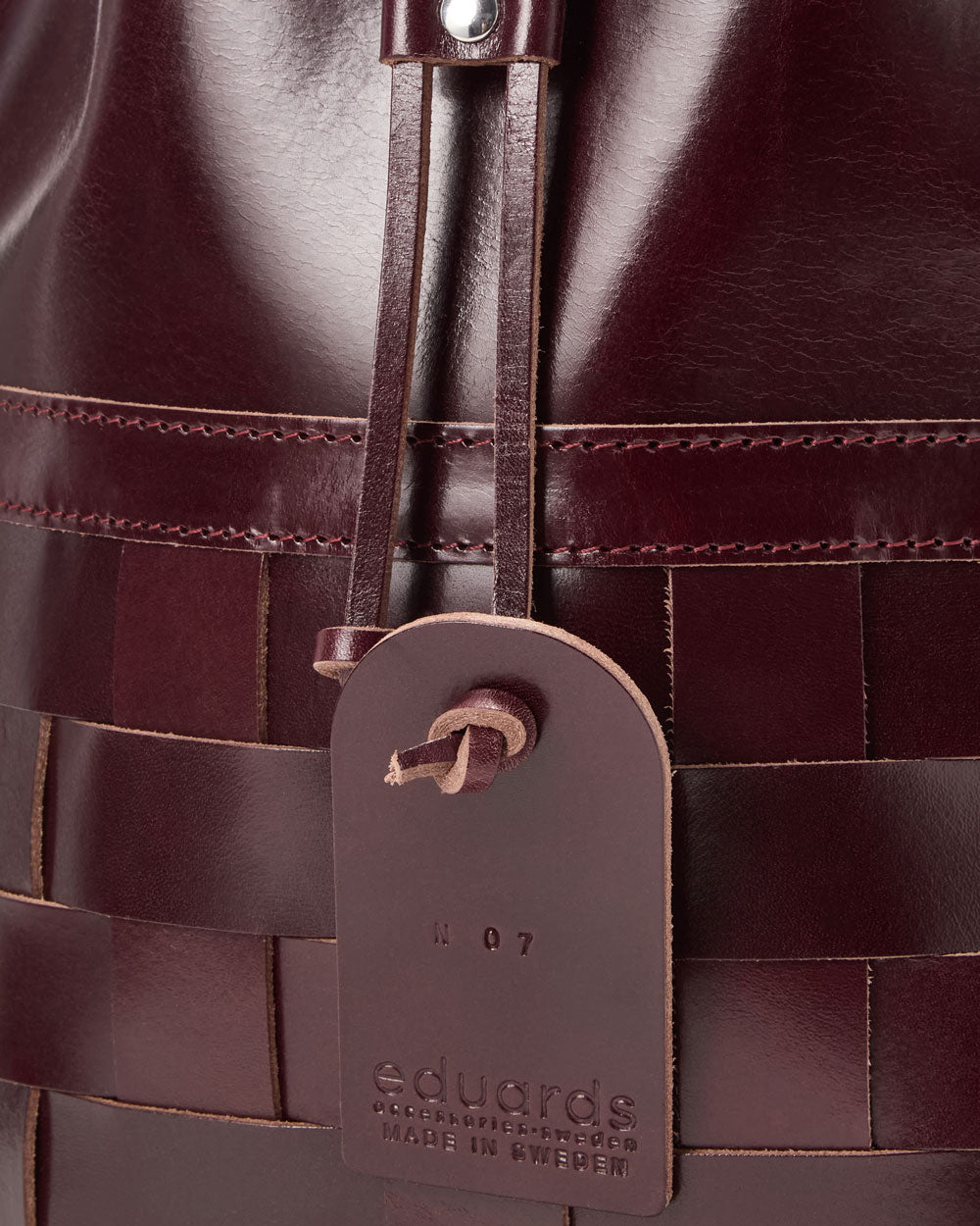 Näver Bucket Bag in Burgundy leather - Limited Edition
