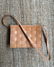 EVERGREENS SNA6 // NÄVER SMALL SHOULDER BAG I NATURLÄDER