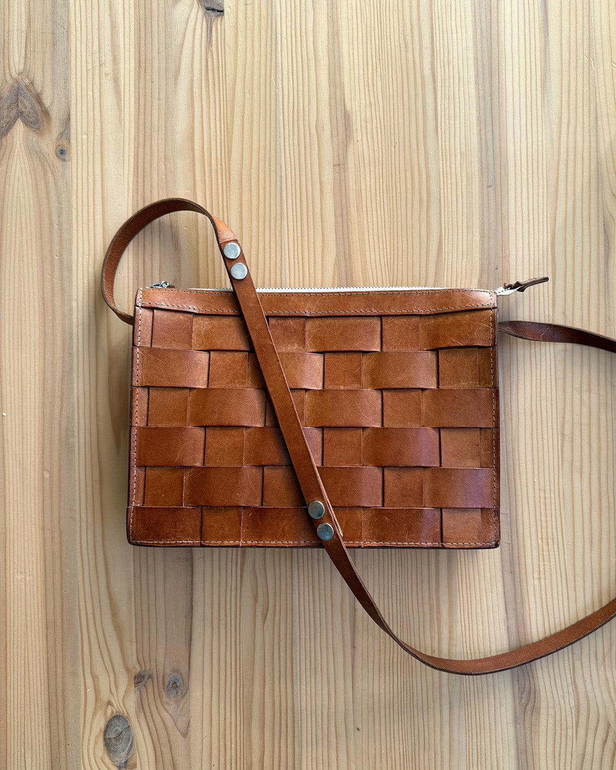 EVERGREENS SNA5 // NÄVER SMALL SHOULDER BAG I NATURLÄDER