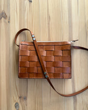 EVERGREENS SNA5 // NÄVER SMALL SHOULDER BAG I NATURLÄDER