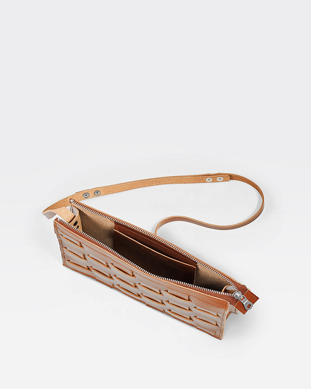 Näver Small Shoulder Bag i Konjaksfärgat läder 