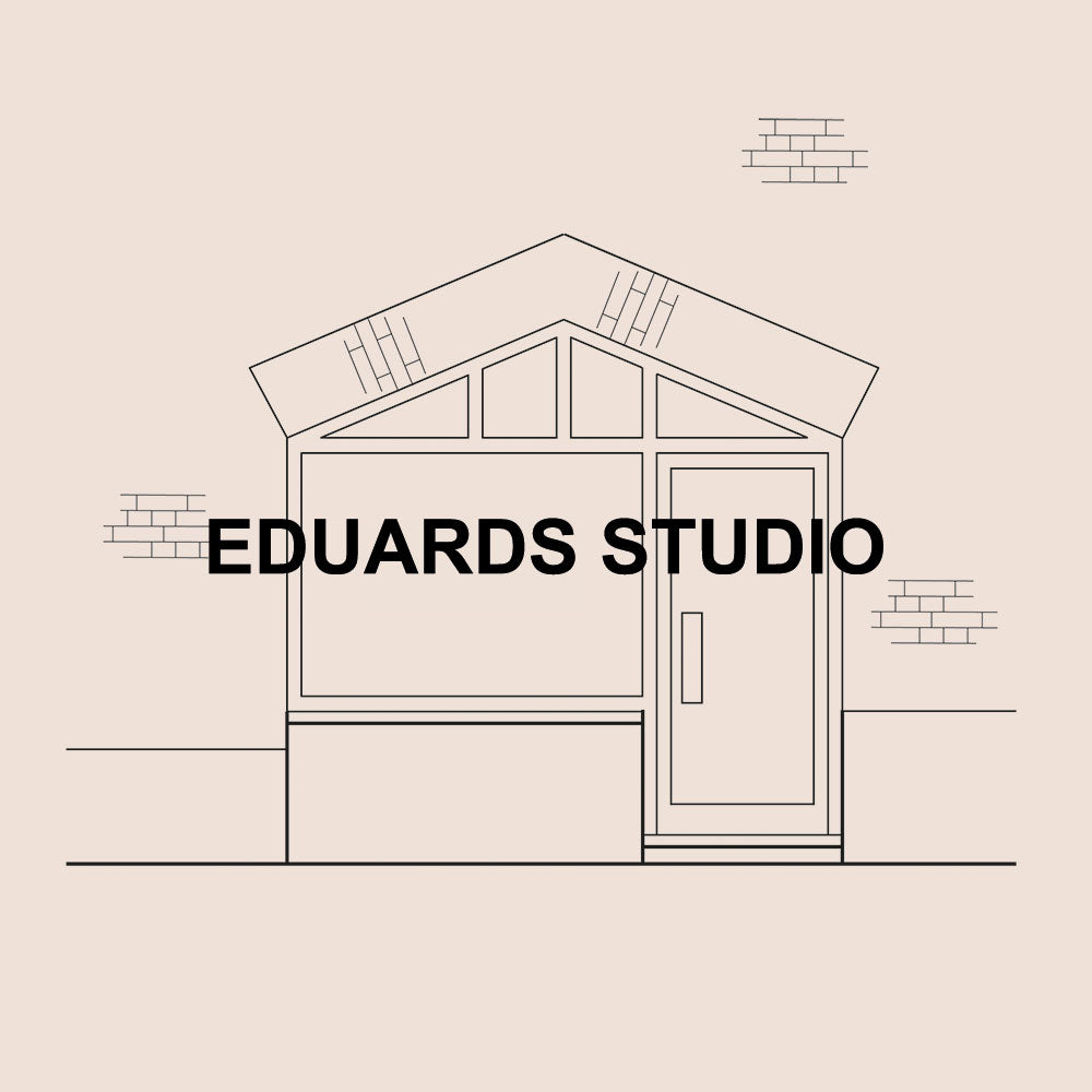 Studio-front_eduards.jpg