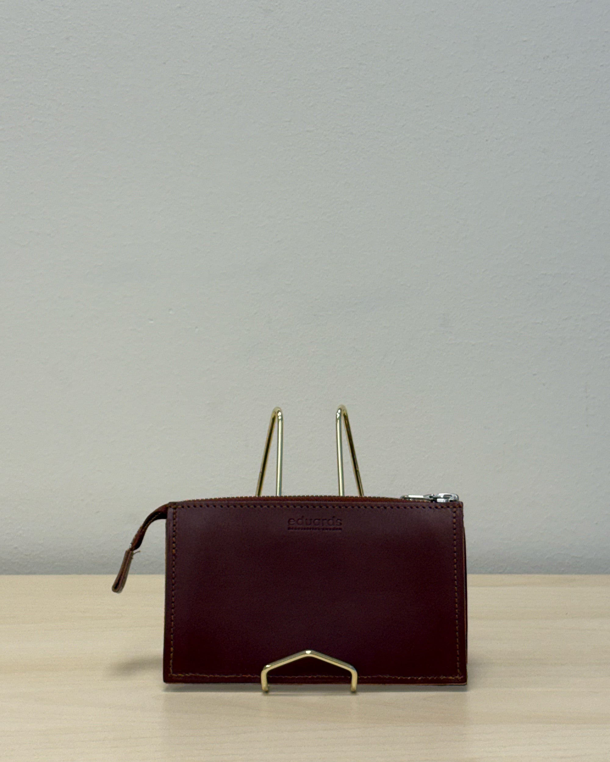 MARKET WBR1 // NÄVER WALLET IN BRICK LEATHER